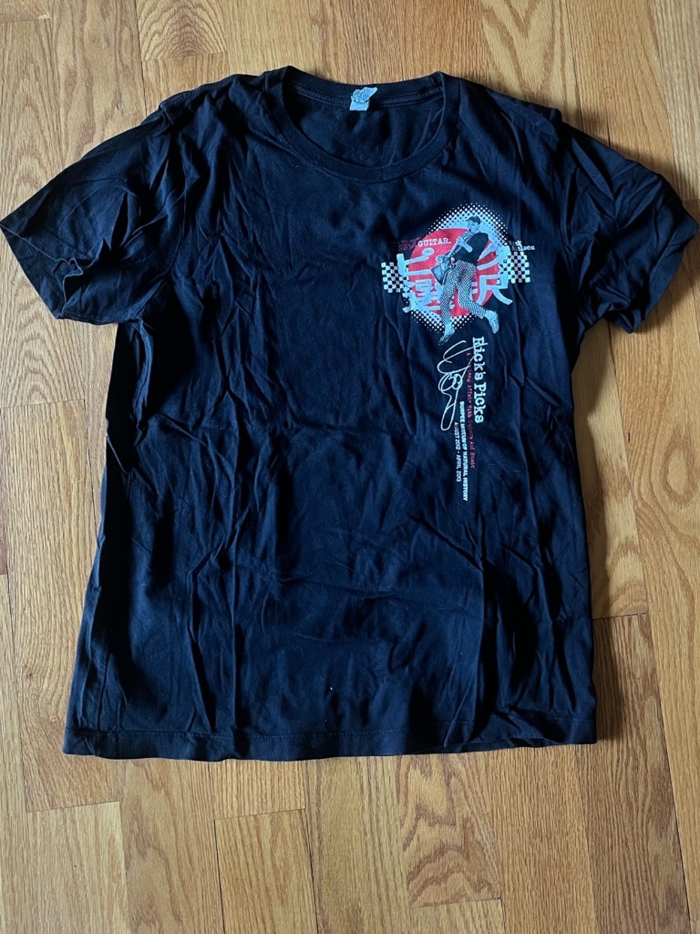Vintage Cheap Trick’s Rick Nielsen guitar tee